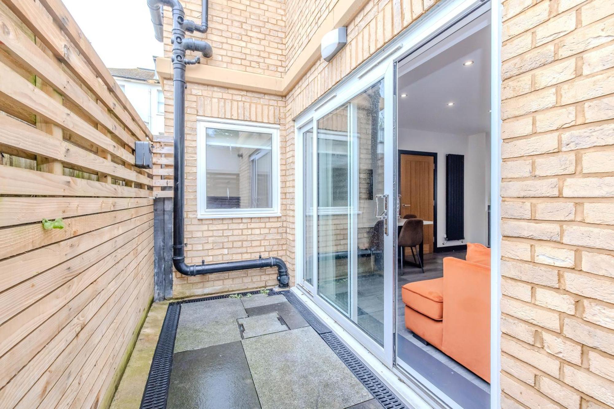 Central Hove 3 Bedroom Flat Bn340Awil Brighton Exterior photo
